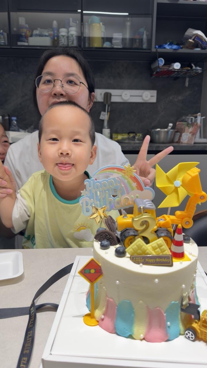 康康的生日照片 - 招牌微笑
